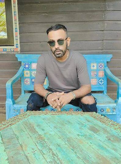 ਇਸ ਸਭ ਦੇ ਬਾਵਜੂਦ ਡਾਂਸ ਲਈ ਉਸਦਾ ਜਨੂੰਨ ਕਦੇ ਨਹੀਂ ਘਟਿਆ। ਇਸੇ ਜਨੂੰਨ ਕਾਰਨ ਉਸ ਨੇ ਇਸ ਖੇਤਰ ਵਿੱਚ ਲਗਾਤਾਰ ਸੰਘਰਸ਼ ਕੀਤਾ ਅਤੇ ਅੱਜ ਉਹ ਲੋਕਾਂ ਦੇ ਸਭ ਤੋਂ ਚਹੇਤੇ ਡਾਂਸਰਾਂ ਵਿੱਚੋਂ ਇੱਕ ਹੈ।