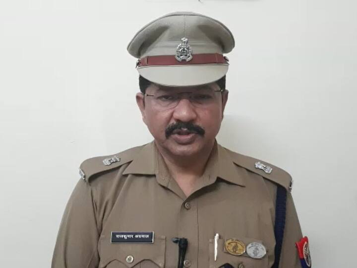 Bareilly News Police beaten the wife and son if the accused was not found now the inspector suspended ANN Bareilly News: आरोपी नहीं मिला तो पुलिस ने पत्नी और बेटे का सिर फोड़ा, अब दरोगा सस्पेंड