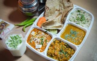 Late Lunch : ਜੇਕਰ ਤੁਸੀਂ ਵੀ ਹਰ ਰੋਜ਼ ਲੇਟ ਕਰਦੇ ਹੋ ਲੰਚ ਤਾਂ ਹੋ ਜਾਓ Alert  ; ਝੱਲਣਾ ਪੈ ਸਕਦਾ ਇਸਦਾ ਖ਼ਾਮਿਆਜ਼ਾ