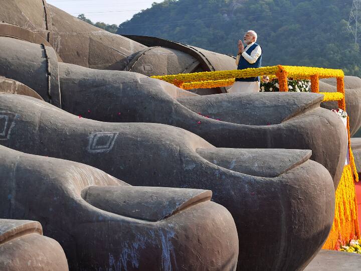 उन्होंने आश्वासन दिया कि राहत और बचाव कार्यों में किसी तरह की शिथिलता नहीं बरती जाएगी.