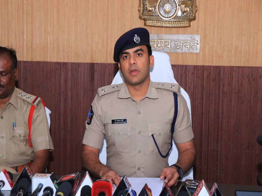 Chittoor SP Rishanth Reddy says Court cancelled Narayana bail in Tenth papers leakage case DNN Chittoor News : టెన్త్ పేపర్ల లీకేజీ కేసు, నారాయణపై పెట్టిన సెక్షన్లు ఇవే!