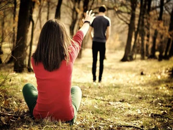 relationship tips how to overcome after Breakup know in hindi Relationship Advice: Breakup के लिए खुद को न ठहराएं जिम्मेदार, ऐसे दूर करें दिल टूटने का दर्द