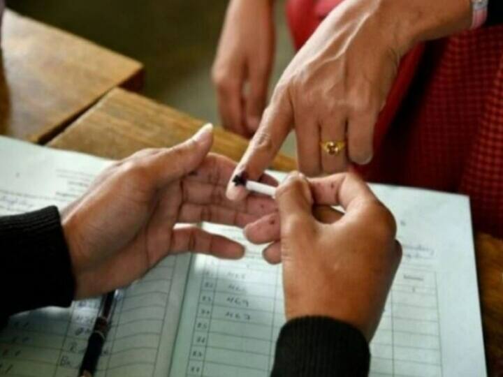 Haryana Panchayat Election 2022 71 Percent voting in Zila Parishad and Panchayat Samiti elections in Haryana Haryana Panchayat Election 2022: जिला परिषद और पंचायत समितियों के लिए 71% हुई वोटिंग, जानें- किस जिले में कितने पड़े वोट?