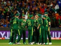 T20 World Cup: क्या अब भी सेमीफाइनल में पहुंच सकता है पाकिस्तान? जानिए क्या कहते हैं समीकरण