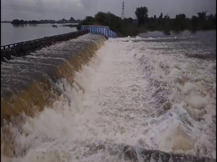 17 lakes in Kanchipuram Chengalpattu districts have reached their full capacity Kanchipuram Lakes : அட அதுக்குள்ள இவ்வளவு ஏரிகள், முழு கொள்ளளவை எட்டி நிரம்பிடுச்சா? காஞ்சிபுரம் மாவட்ட ஏரிகளின் நிலவரம் இதுதான்..