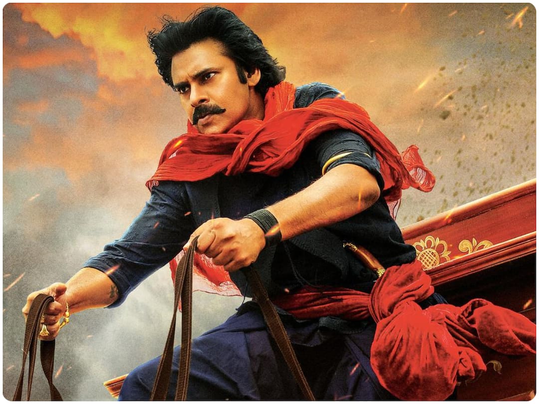 Pawan Kalyan : పవన్ కళ్యాణ్ ఈజ్ బ్యాక్ - కదనరంగంలో దిగిన వీరమల్లు Pawan Kalyan Back To Sets of Hari Hara Veera Mallu For War Sequence Shoot Pawan Kalyan : పవన్ కళ్యాణ్ ఈజ్ బ్యాక్ - కదనరంగంలో దిగిన వీరమల్లు