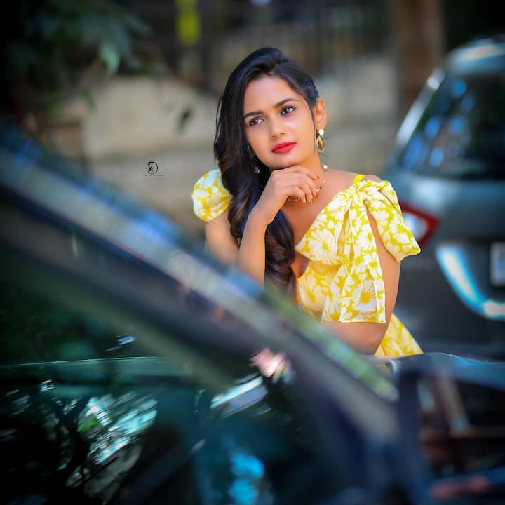 అరియానా గ్లోరిని జూనియర్ ఇలియాన అని పిలుచుకుంటారు ఆమె అభిమానులు. -Image Credit: Ariyana Glory/Instagram