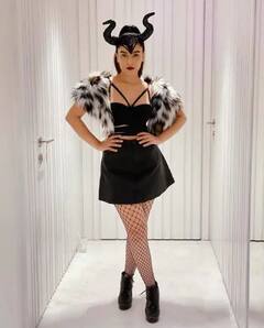 ਹੈਲੋਵੀਨ ਪਾਰਟੀ ਲਈ ਕਪਿਲ ਸ਼ਰਮਾ ਦੀ 'ਗਰਲਫ੍ਰੈਂਡ' ਨੇ ਕੈਰੀ ਕੀਤਾ ਹੈਰਾਨ ਕਰਨ ਵਾਲਾ ਲੁੱਕ ! ਸਿਰ 'ਤੇ ਸਿੰਗ ਲਗਾਏ ਆਈ ਨਜ਼ਰ