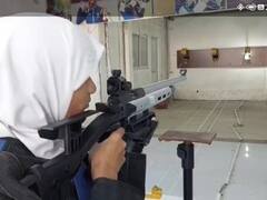 नेशनल शूटिंग कंपटीशन में भाग लेने के लिए केरल जाएगी Khandwa की बेटी, हिजाब पहन लगाती है सटीक निशाना