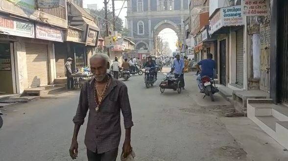 મોરબીમાં બનેલી ગોજારી ઘટનાને લઈને પીએમ મોદીની અધ્યક્ષતામાં એક ઉચ્ચ સ્તરીય બેઠક યોજાઈ હતી.