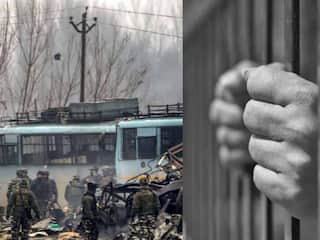 Bengaluru Engineering student gets five years jail for celebrating Pulwama attack புல்வாமா தாக்குதலைக் கொண்டாடி ஃபேஸ்புக்கில் கமெண்ட்... மாணவருக்கு 5 ஆண்டுகள் சிறை!