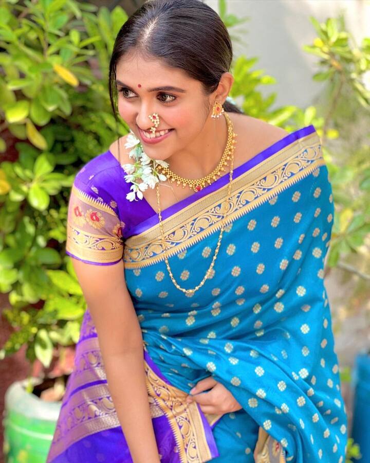 रिंकूला सैराटनंतर अनेक सिनेमांची ऑफर मिळत आहे आणि तिची लोकप्रियताही वाढत आहे. (फोटो सौजन्य :iamrinkurajguru/इंस्टाग्राम)