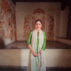 Sobhita Dhulipala Photos: కాంచీపురం అమ్మవారి సన్నిధిలో శోభిత