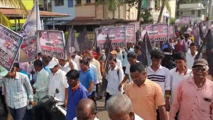 प्रकल्पग्रस्तांच्या मुददयावर सरकारशी चर्चा करण्‍यास तयार असल्याचे आंदोलनाचे प्रमुख ऍड. महेश मोहिते यांनी म्हटले आहे. 