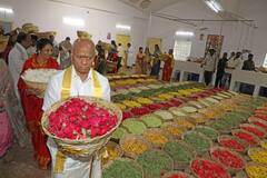 శ్రీవారి ఆలయంలో వైభవోపేతంగా పుష్ప‌యాగం