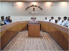 मोरबी हादसे के घायलों से मिलने के बाद PM मोदी की हाई लेवल बैठक, कहा- हर पहलू की हो जांच, परिवारों को मिले पूरी मदद