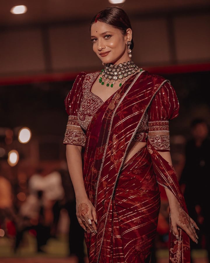 विकी जैनही काळ्या कुर्ता-पायजामामध्ये खूपच डॅशिंग दिसत आहे. आता अभिनेत्रीचे हे फोटो सोशल मीडियावर व्हायरल होत आहेत. (फोटो सौजन्य:lokhandeankita/इंस्टाग्राम)