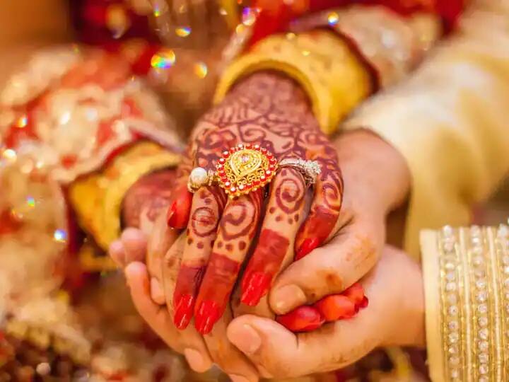 Crime News: ‘Lutteri Dulhan’ along with her accomplices were shackled by police, caste was also faked