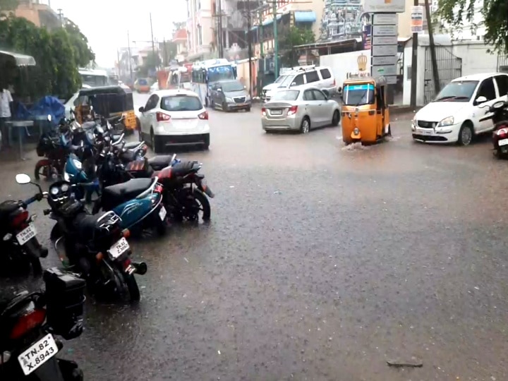 School Leave: மயிலாடுதுறை மாவட்டத்தில் பள்ளிகளுக்கு விடுமுறை.. மகிழ்ச்சியில் துள்ளிய மாணவர்கள்