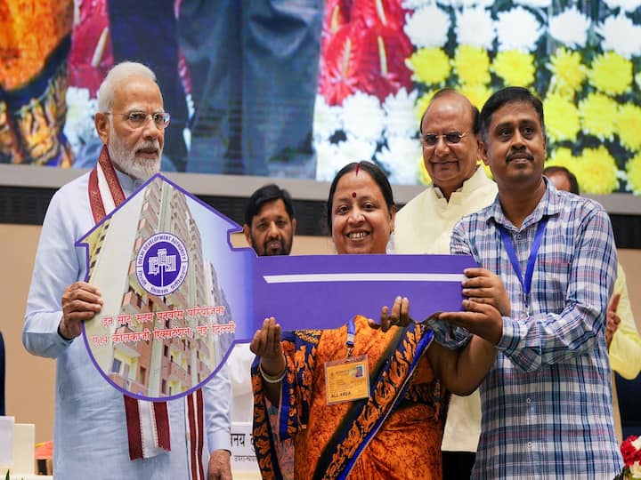 PM Modi inaugurated 3,024 EWS flats at Kalkaji, Delhi built for slum dwellers under the DDA’s ‘in situ slum rehabilitation’ project.