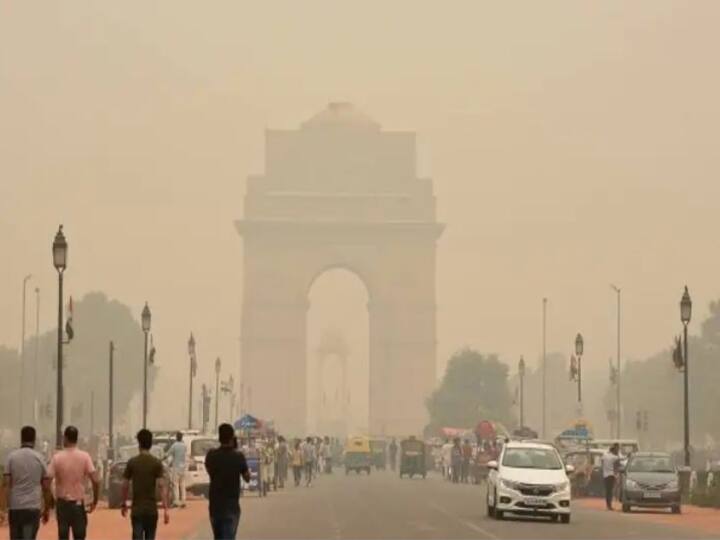 Slight improvement in Delhi air but situation still serious stubble burning increased concern Delhi-NCR Pollution: दिल्ली की हवा में मामूली सुधार लेकिन स्थिति अब भी गंभीर, पराली जलाने से बढ़ी चिंता