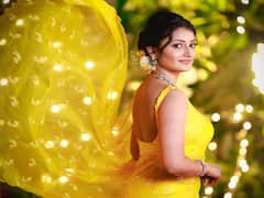 Ennenno Janmalabandham Debjani Modak: యష్ ని చూపుతిప్పుకోనివ్వకుండా చేస్తోన్న అందమైన వేదశ్విని (దెబ్‌జాని మోదక్) పిక్స్