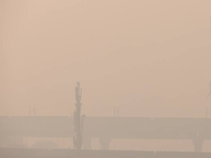 Noida, part of the national capital region, recorded an AQI of 406 which is in the 'severe' category. (Source: ANI)