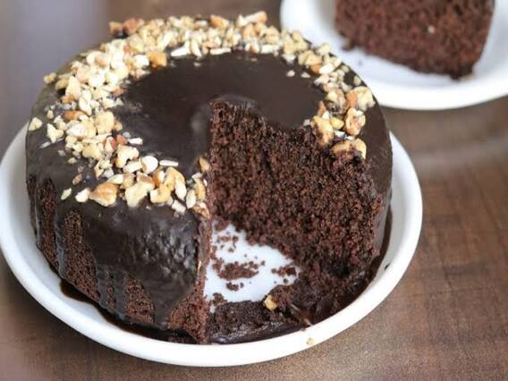 Cake Recipe: मीठा खाने की हो रही है क्रेविंग लेकिन सता रहा है वजन बढ़ने का डर, तो ट्राई करें Ragi Chocolate Cake रेसिपी Cake Recipe: मीठा खाने की हो रही है क्रेविंग लेकिन सता रहा है वजन बढ़ने का डर, तो ट्राई करें Ragi Chocolate Cake रेसिपी