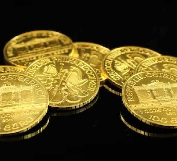 सोन्याच्या दरात किंचित घसरण!