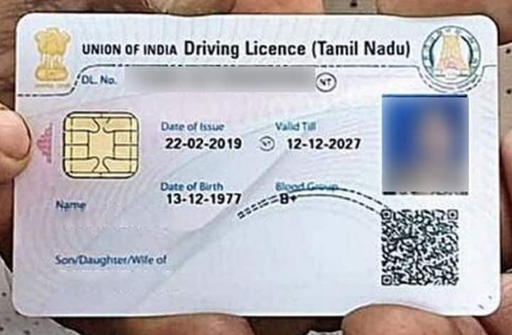 पण तुम्ही तुमचं डुप्लिकेट ड्रायव्हिंग लायसन्स अगदी सहज मिळवू शकता.तुमचं परमनेंट ड्रायव्हिंग लायसन्स हरवलं असेल तर तुम्ही डुप्लिकेट ड्रायव्हिंग लायसन्ससाठी अर्ज करू शकता.