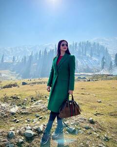 कश्मीर की वादियों में सैर करने पहुंचीं Divyanka Tripathi, शेयर की लग्जरी वेकेशन की तस्वीरें