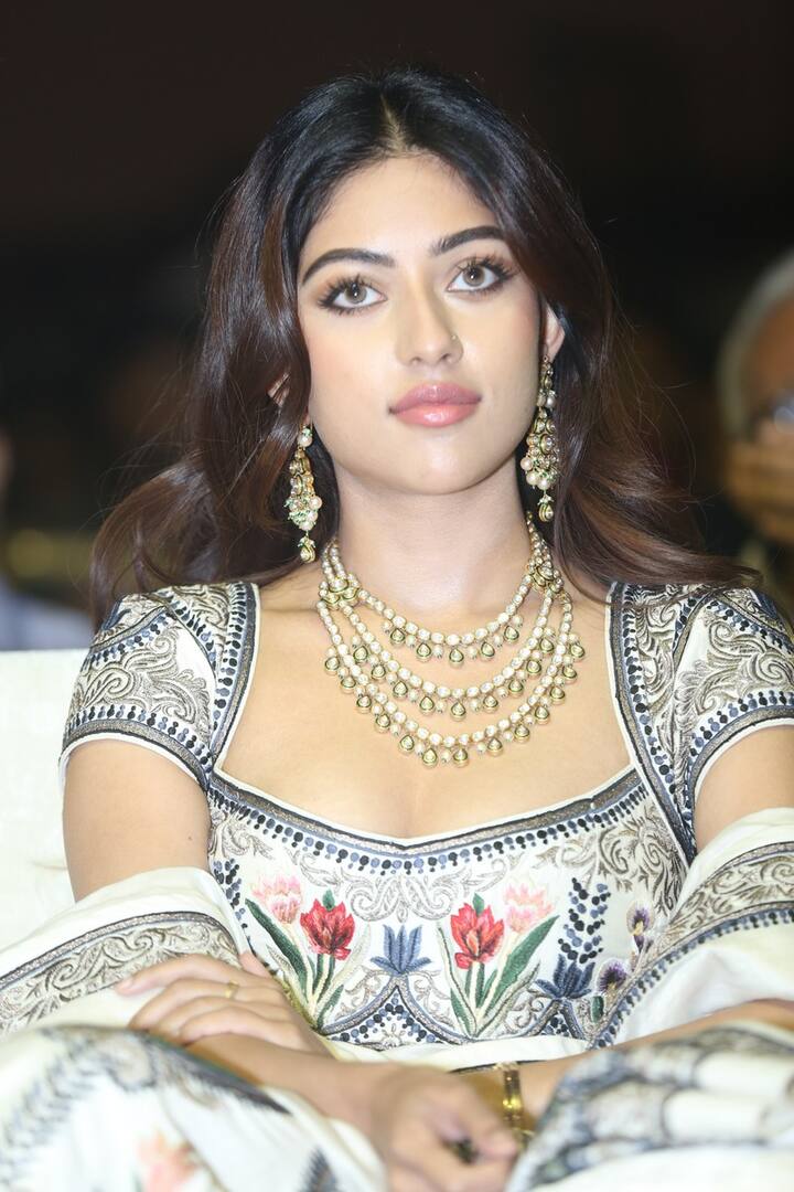 అను ఇమ్మాన్యుయేల్ అందమైన ఫోటోలు.