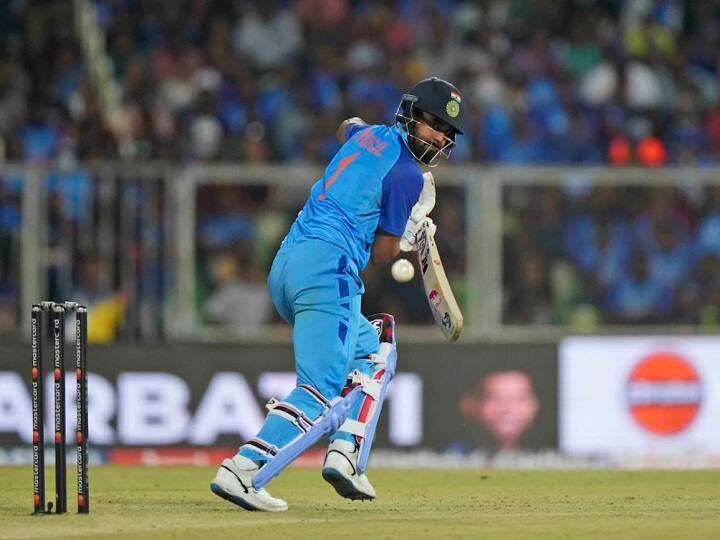 Sunil Gavaskar Comment on KL Rahul Batting attitude in T20 World Cup 2022 T20 WC 2022: 'उन्हें खुद पर यकीन नहीं, अपनी काबिलियत भी नहीं जानते' केएल राहुल के फ्लॉप प्रदर्शन पर सुनील गावस्कर का बयान