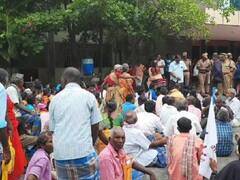 குடியேறும் போராட்டத்தில் மாற்றுத் திறனாளிகள் - தருமபுரி ஆட்சியர் அலுவலகத்தில் பரபரப்பு