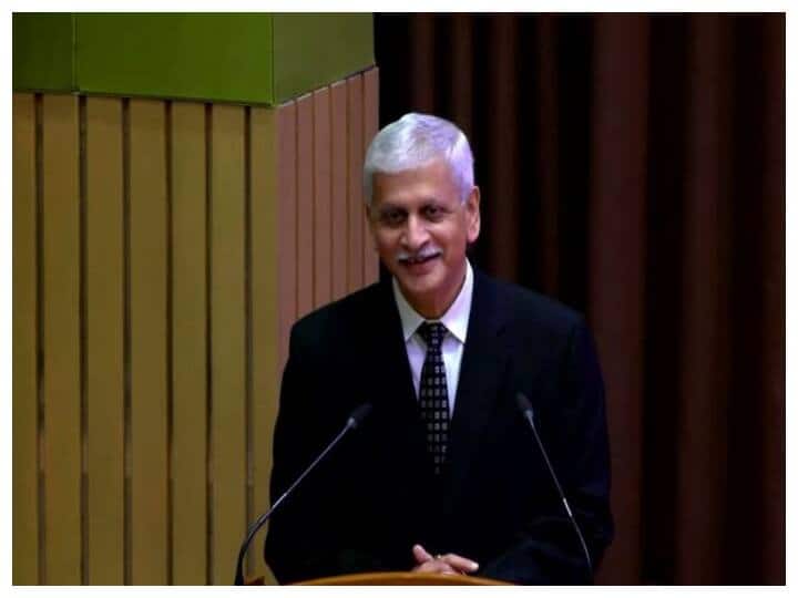 CJI Lalit Recuses From Hearing Appeal Of Andhra Pradesh Against HC Ruling On 3 Capitals CJI Lalit Recuses From Hearing Appeal Of Andhra Pradesh Against HC Ruling On 3 Capitals