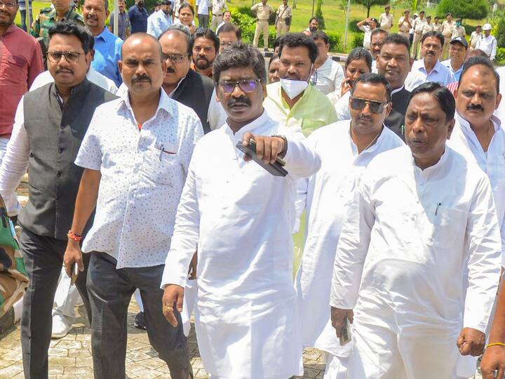 ED Summons Jharkhand CM Hemant Soren For Questioning In Illegal Mining Case ED Summons Jharkhand CM Hemant Soren For Questioning In Illegal Mining Case