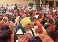 मुजफ्फरनगर में टिकैत ने दिखाई 'हरी चुनरी' की ताकत, भाकियू ने पहली बार लगाई महिला चौपाल