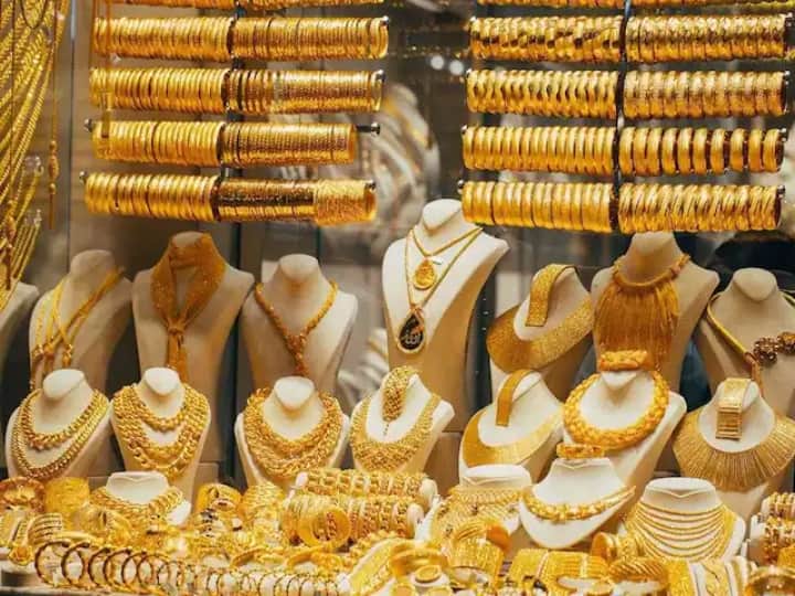 gold rate today gold and silver price in on 5th november 2022 gold and silver rate hike today marathi news Gold Rate Today : 24 कॅरेट सोन्याचा दर 50 हजारांच्या वर; तर चांदीही झाली महाग, काय आहेत ताजे दर?