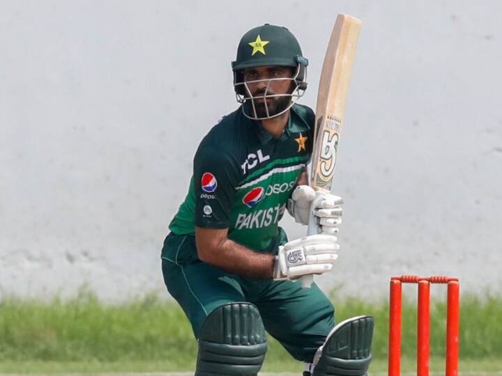 Fakhar Zaman Injured In Last Match Against Netherlands He Suffered From Knee Injury And He Will Not Be Available In Next Match Against South Africa T20 WC 2022: साउथ अफ्रीका के खिलाफ मैच से पहले पाकिस्तान टीम को लगा बड़ा झटका, फखर ज़मां हुए चोटिल