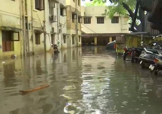 The heavy rainfall in Chennai that started on Monday night and is continuing for the third consecutive day has throw normal life out of gear in Chennai | Credit: ANI