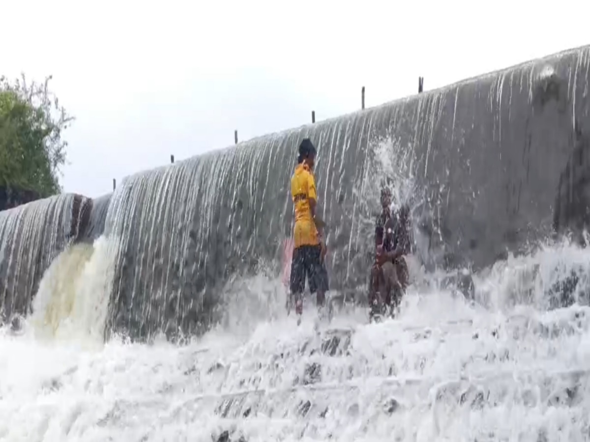 TN Rain: மீண்டும் மீண்டும் மழை..! காஞ்சிபுரம், செங்கல்பட்டு மாவட்ட ஏரிகளின்  நிலவரம்..!