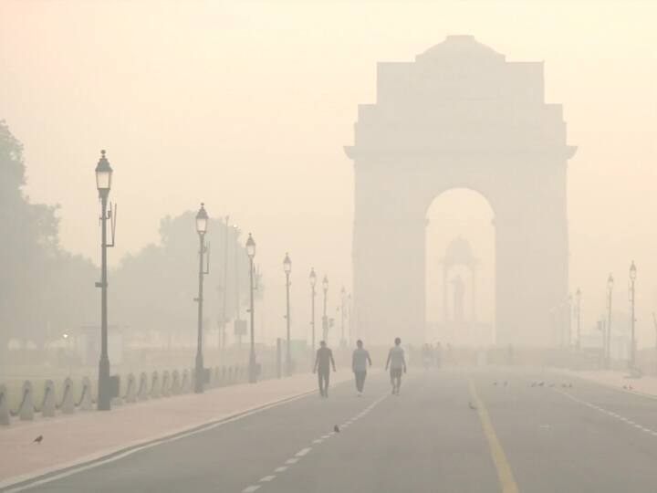 The Commission for Air Quality Management on Tuesday directed the Delhi government to intensify preventive measures and consider deploying water sprinklers and anti-smog guns round-the-clock to check spiralling air pollution levels in the city. (Source: ANI)