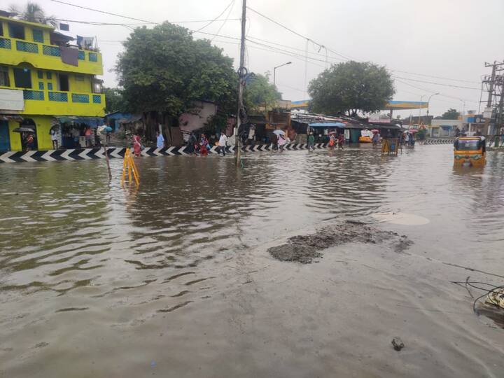 Chennai Rains: As per the forecast, IMD said that moderate rain with thunderstorms is likely to occur at one or two places over Chennai, Chengalpattu and Kancheepuram districts on Tuesday.