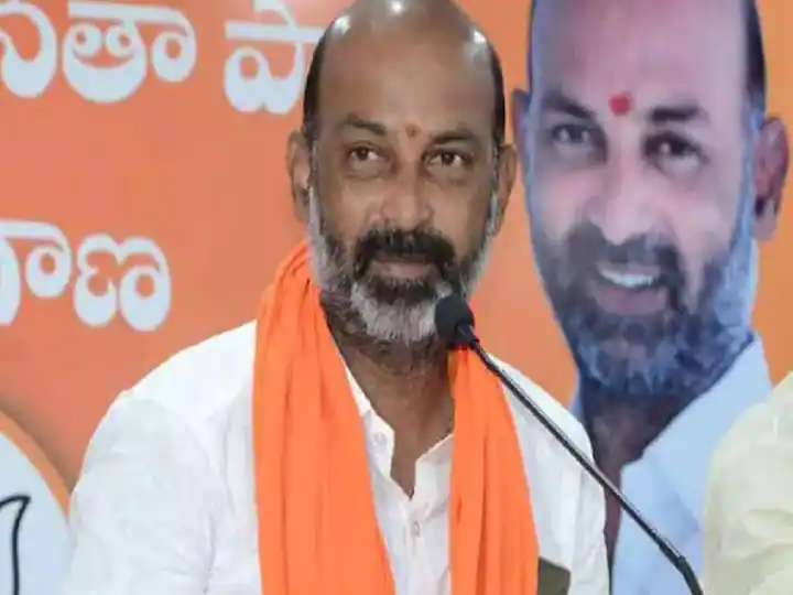 'BJP Will Not Win Munugode' Letter Is Fake: Bandi Sanjay Slams TRS 'BJP Will Not Win Munugode' Letter Is Fake: Bandi Sanjay Slams TRS