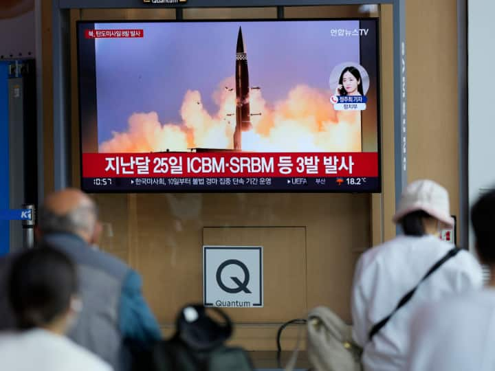 North Korea Fires Ballistic Missile Over japan says japan Government to his residents to shelter नॉर्थ कोरिया ने लगातार दूसरे दिन दागी मिसाइलें, जापान में अलर्ट, लोगों को सुरक्षित जगह जाने की सलाह