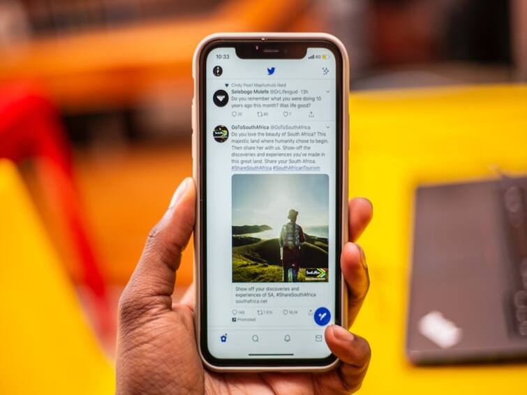 ட்விட்டரில் விரைவில் paywall வசதி? : பயனாளர் பதிவிடும் வீடியோவிற்கு கட்டணங்களை நிர்ணயிக்கலாம்! Twitter to enable users to paywall their video content: Report ட்விட்டரில் விரைவில் paywall வசதி? : பயனாளர் பதிவிடும் வீடியோவிற்கு கட்டணங்களை நிர்ணயிக்கலாம்!
