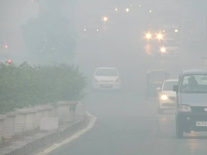 The National Commission for Protection of Child Rights (NCPCR) has urged the Delhi government to shut schools till air quality improves. (Source: ANI)