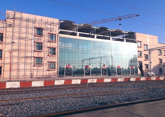 Ayodhya Railway Station: मन मोह लेगी अयोध्‍या रेलवे स्‍टेशन की ये खूबसूरत तस्‍वीरें, एयरपोर्ट की तरह आता है नजर