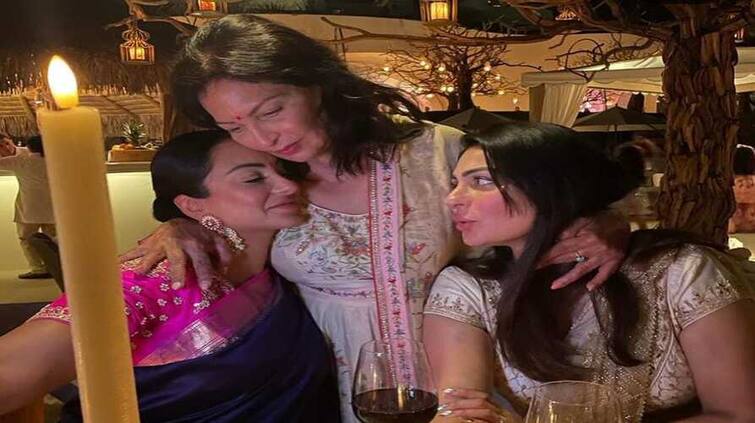 punjabi actress neeru bajwa shares new pictures with family watch here Neeru Bajwa: ਨੀਰੂ ਬਾਜਵਾ ਨੇ ਪਰਿਵਾਰ ਨਾਲ ਹੋਰ ਤਸਵੀਰਾਂ ਕੀਤੀਆਂ ਸ਼ੇਅਰ, ਦੇਖੋ ਪਰਿਵਾਰ ਨਾਲ ਮਸਤੀ ਭਰਿਆ ਅੰਦਾਜ਼