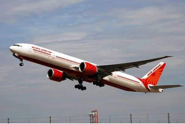 Air India to merge two affordable airlines, announced timeline Air India: ਏਅਰ ਇੰਡੀਆ ਦੋ ਕਿਫਾਇਤੀ ਏਅਰਲਾਈਨਾਂ ਦਾ ਕਰੇਗੀ ਰਲੇਵਾਂ, ਟਾਈਮਲਾਈਨ ਦਾ ਐਲਾਨ